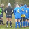 Sympas les guides sur les shorts jaunes | 